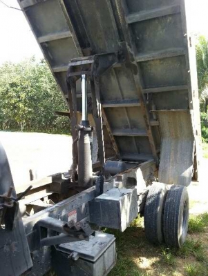 รถอิซูซุ 6 ล้อดั๊ม NPR 150 แรงม้า  รถวิ่ง 60000 กว่าโล  สนใจติดต่อ 081-6079515