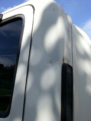 รถอิซูซุ 6 ล้อดั๊ม NPR 150 แรงม้า  รถวิ่ง 60000 กว่าโล  สนใจติดต่อ 081-6079515