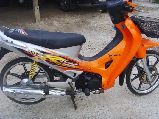 ขาย honda wave 125 cc กุญแจใหญ่ สภาพเดิมๆ สีสวย 17900 บาท