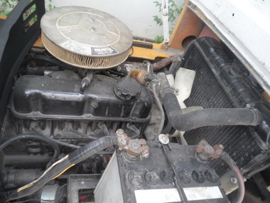 ขายด่วนรถยกโฟร์คลิฟท์ยี่ห้อ TOYOTA 1.5 ตัน  75,000 THB.