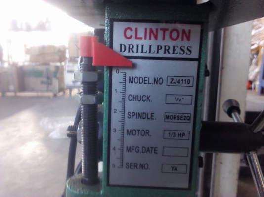 ลดราคา สว่านแท่นตัวเล็กสูงประมาณ 70 cm.หัวจับดอกส่วานได้ถึง 13 มม.(ลดแค่ 5 ตัว)