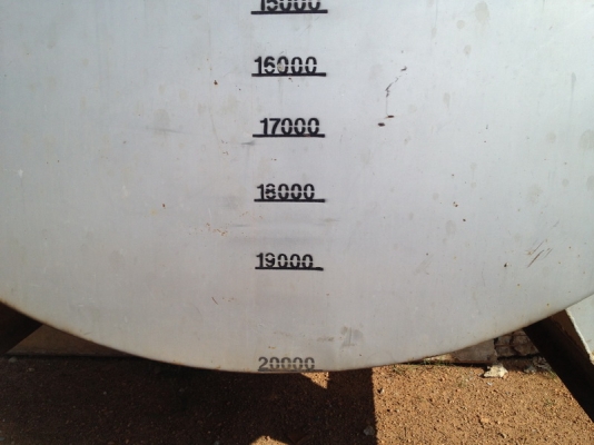 ขายถังน้ำมันดีเซล 20,000 ลิตร พร้อม หัวจ่าย สภาพสวย ขายถังน้ำมันดีเซล 20,000 ลิตร พร้อม หัวจ่าย สภาพสวย