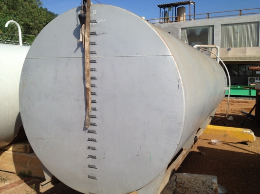 ขายถังน้ำมันดีเซล 20,000 ลิตร พร้อม หัวจ่าย สภาพสวย