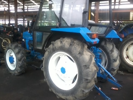 ขายรถไถFORD3930/3สูบ 4WD 60แรง ขายรถไถFORD3930/3สูบ 4WD 60แรง