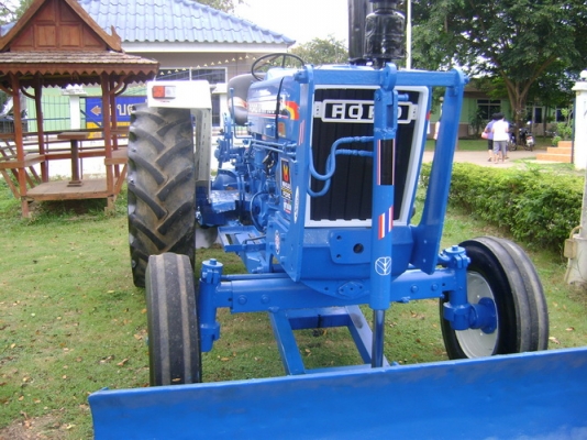 ขายรถไถฟอร์ด รุ่น 77T3