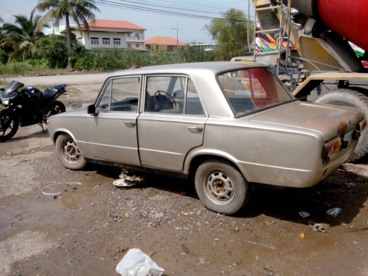 รถเฟียด