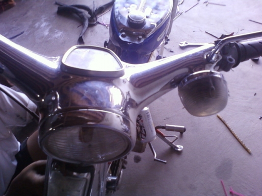 ต้องการขายรถมอไซด์โบราณ  ฮ้อนด้า ซี 70