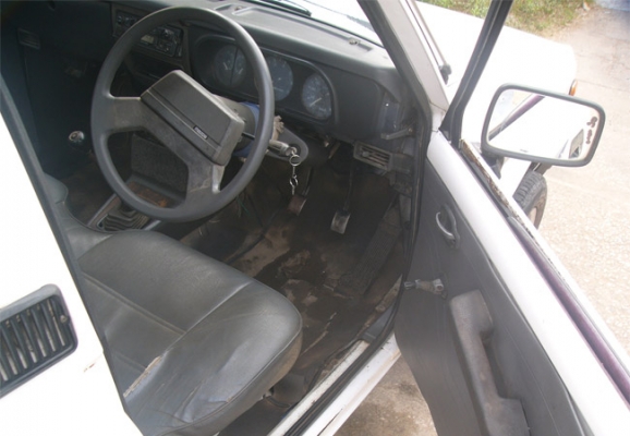 MAZDA familia 1400 หัวเดียว ช่วงยาว mag สวย MAZDA familia 1400 หัวเดียว ช่วงยาว mag สวย