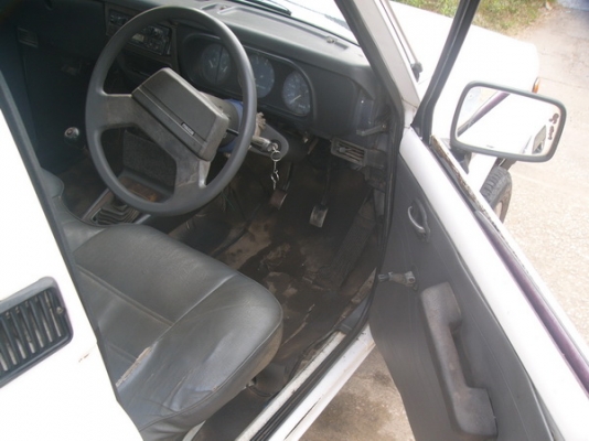 MAZDA familia 1400 หัวเดียว ช่วงยาว mag สวย MAZDA familia 1400 หัวเดียว ช่วงยาว mag สวย