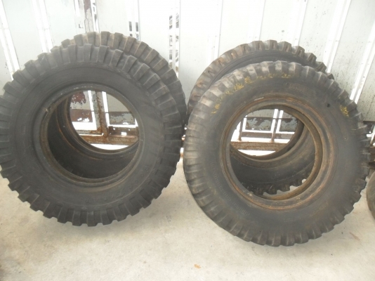 ยาง 9.00 - 20 สวยๆ ยาง USA.