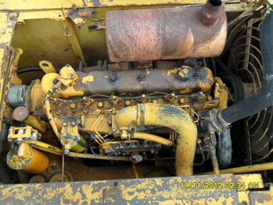 Komatsu PC200-2 ตามสภาพพร้อมใช้,ช่วงล่างดี