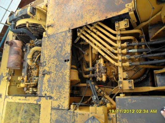 Komatsu PC200-2 ตามสภาพพร้อมใช้,ช่วงล่างดี