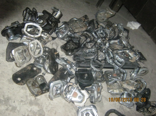 ขาย พื้นปูกระบะมือ2