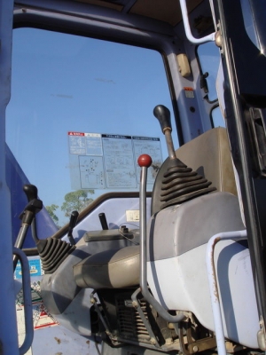 รถขุด PC75UU โทร.0927826142,034886118 www.patanamachine.com