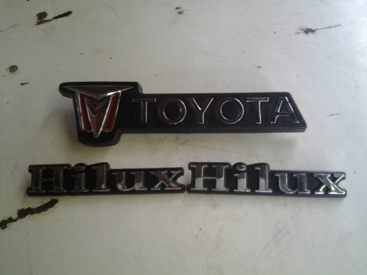 JOECLASSIC  ขายโลโก้DATSUN  MAZDA  และอื่นๆมากมายสนใจโทรด่วน..