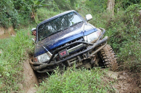 ผ้าเบรครถยนต์ ของใหม่จากโรงงาน เฉพาะ4X4นะครับ