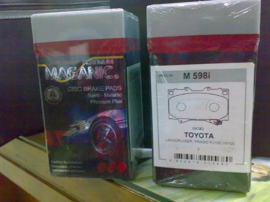ผ้าเบรครถยนต์ ของใหม่จากโรงงาน เฉพาะ4X4นะครับ