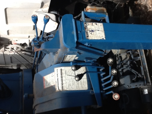 ขาย 6 ล้อติดเครนพับ เครื่อง 195