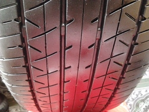 ขายยาง215/60/16 ปี 2811 BRIDERTONE TURANZA ER33 1 ชุด  ราคา :  2,500.00  บาท