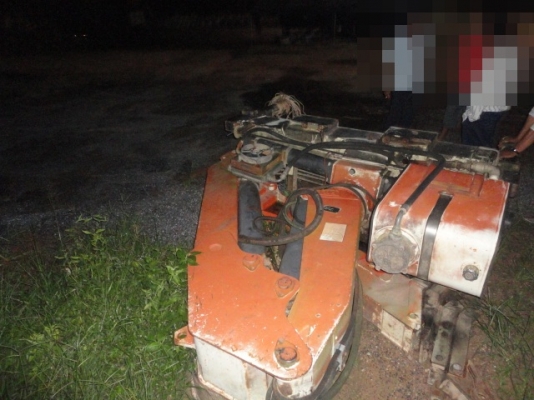 เครนเก้าตัน  สภาพสมบูรณ์  พร้อมขายค่ะ