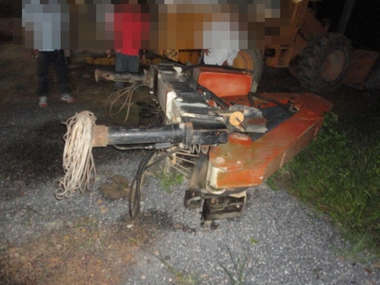 เครนเก้าตัน  สภาพสมบูรณ์  พร้อมขายค่ะ