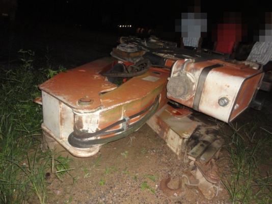 เครนเก้าตัน  สภาพสมบูรณ์  พร้อมขายค่ะ