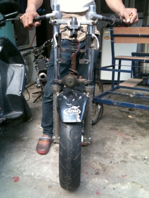 ช่างหน้า cbr 250