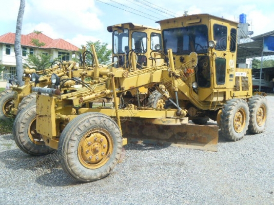 รถเกรด ยี่ห้อ MITSUI รุ่น HA46F