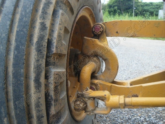 รถเกรด ยี่ห้อ MITSUI รุ่น HA46F