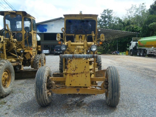 รถเกรด ยี่ห้อ MITSUI รุ่น HA46F