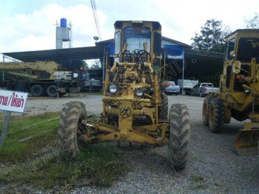 รถเกรด ยี่ห้อ KOMATSU รุ่น GD313H