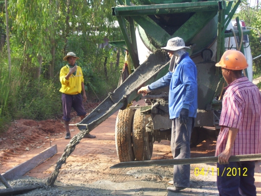 รถโม่ปู 6ล้อ 2.5คิว