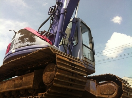 ขายแบ็คโฮ KOMATSU PC 128US นำเข้าจากญี่ปุ่น (เคร์่องปั้มเทียบรุ่น6)สภาพสวย พร้อมใช้งาน