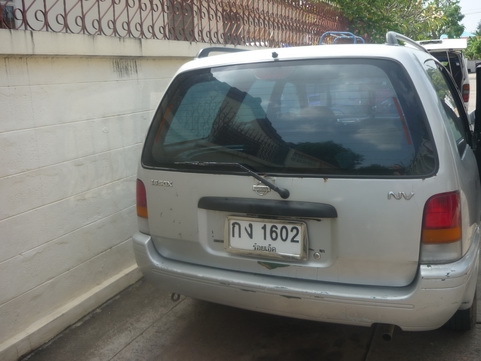 นิสสัน NV VAN ปี94 เครื่องหัวฉีด พวงมาลัยเพาเวอร์ 95000บาท