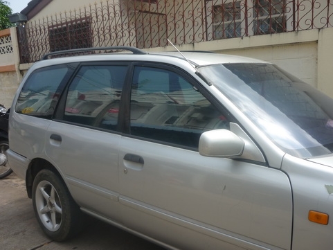 นิสสัน NV VAN ปี94 เครื่องหัวฉีด พวงมาลัยเพาเวอร์ 95000บาท