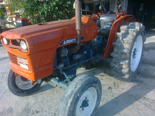 ขายรถไถ KUBOTA L3oo1 พร้อมใช้งาน ขายรถไถ KUBOTA L3oo1 พร้อมใช้งาน