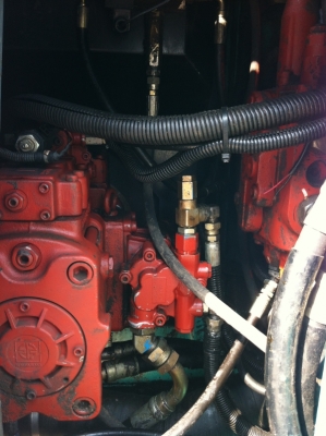 ขาย KOBELCO SK135SR รถเก่านอก ไม่เคยใช้งานในไทย