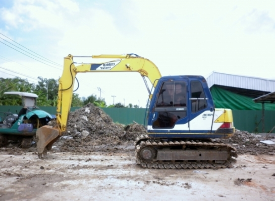 ขาย KOBELCO SK60-3 mark3 LE-16593 มือสองญี่ปุ่น ช่วงล่างสวยสุด แทร็คใหญ่ อาร์มพิเศษ ติดต่อ 089-2216443