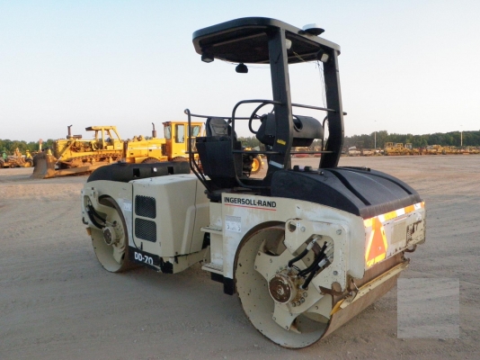 ขายรถบด INGERSOLL RAND DD70 รถนอกสวย ไม่เคยใช้งานในไทย