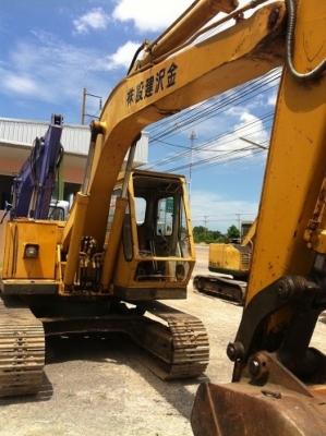 ขายด่วน รถแบคโฮ Komatsu PC120-2 ชม VDO การทำงานได้นะครับ สภาพสวยมาก นำเข้าจากญิ่ปุ่น ติดต่อ 089-8368497 ขายด่วน รถแบคโฮ Komatsu PC120-2 ชม VDO การทำงานได้นะครับ สภาพสวยมาก นำเข้าจากญิ่ปุ่น ติดต่อ 089-8368497