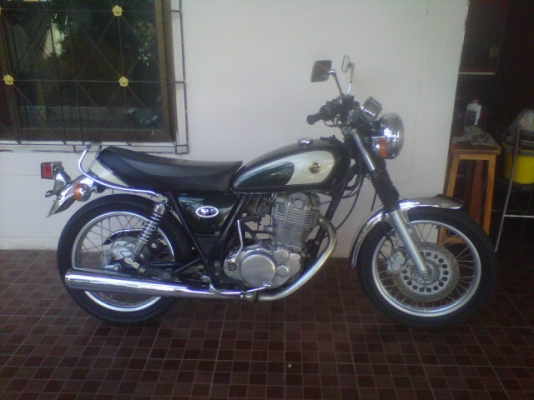 ***ขาย sr 400 ปี 2002 เดิมจ๋าเลยครับลองดูครับ**OHM คอนหวัน