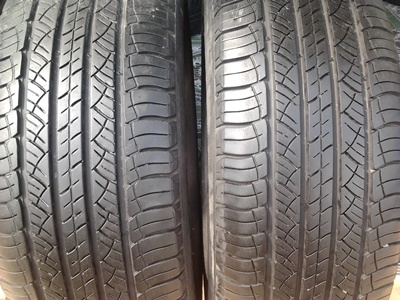 ขายยาง205/70/15 ปี 3909 MICHERLIN LATITDE 1 คู่   ราคา :  2,400.00  บาท