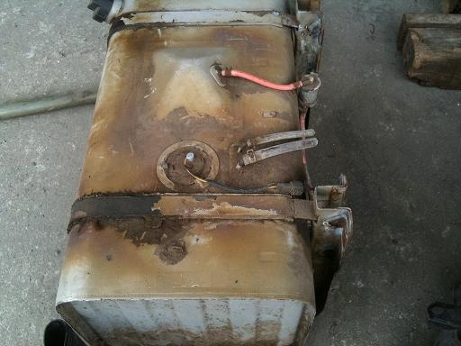 ขาย ถังน้ำมัน  Surf   + ถังน้ำมัน 2 ตัน