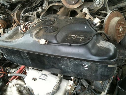 ขาย ถังน้ำมัน  Surf   + ถังน้ำมัน 2 ตัน