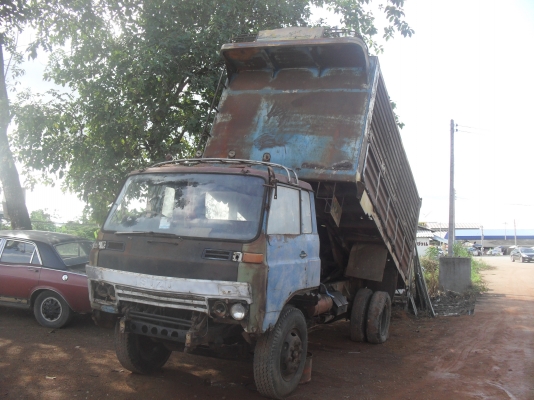 6 ล้อ ดั๊มเกษตร