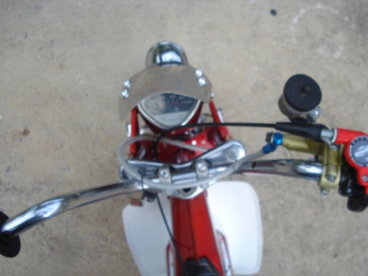 ชาลี ประกอบใหม่ สีสวยๆ