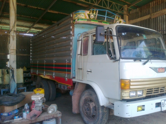 ขายรถ6ล้อดั้มสภาพดีพร้อมใช้งาน