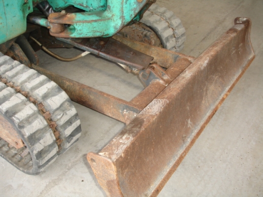 Komatsu PC27R-8 นำเข้าจากญี่ปุ่น สภาพดี ราคาไม่แพงครับ