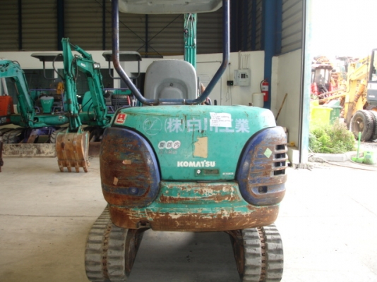 Komatsu PC27R-8 นำเข้าจากญี่ปุ่น สภาพดี ราคาไม่แพงครับ