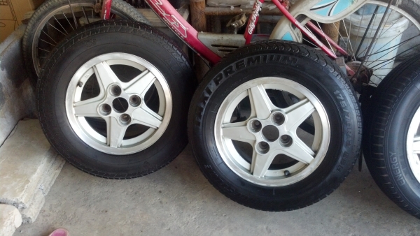 แม็กเรคโท 4 รู 100 พร้อมยาง 3500 บาทคับ